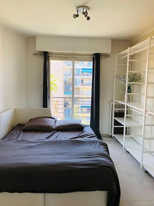 Appartement T2 Centre-Ville Cannes 0*,  France